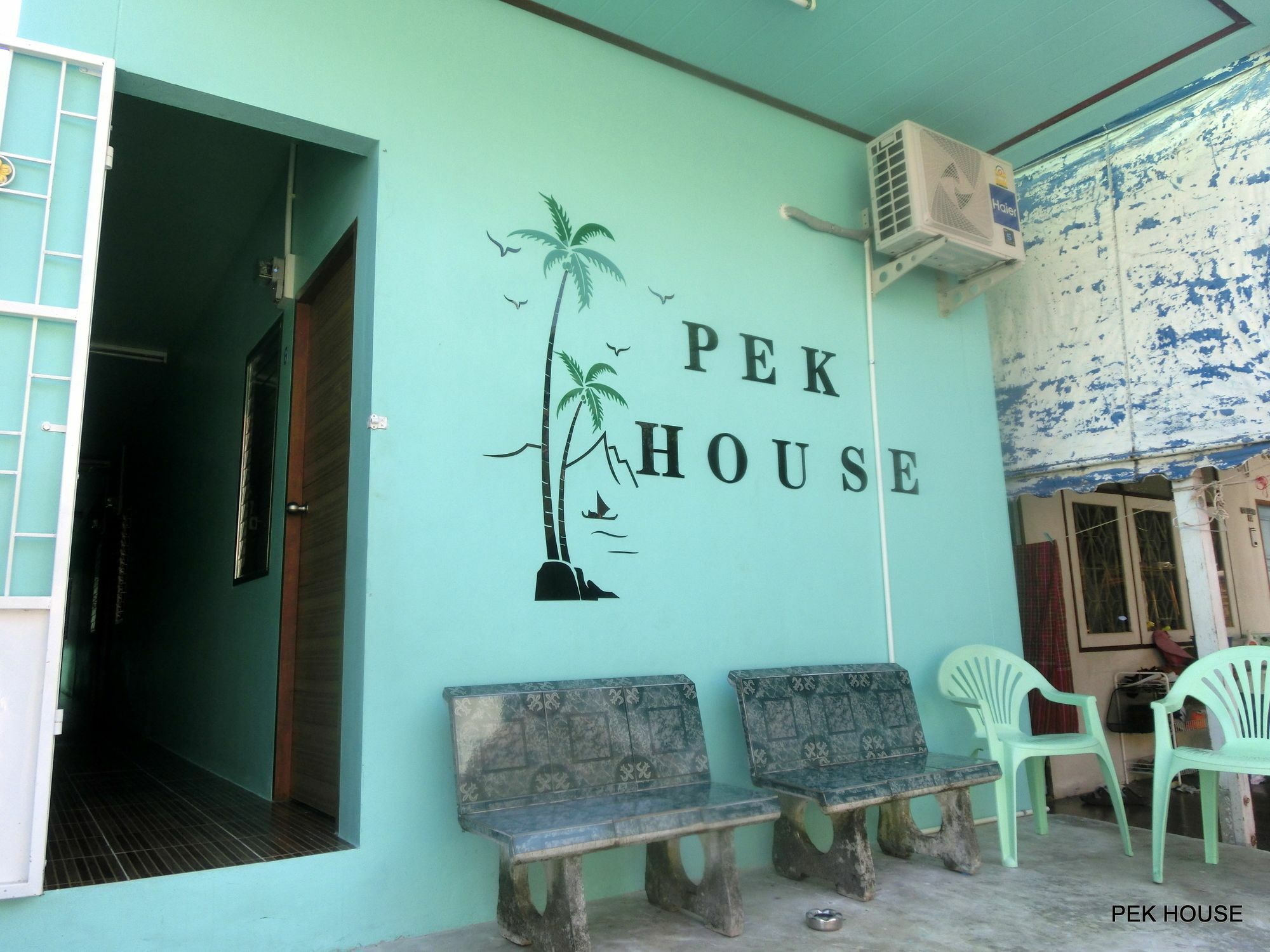 Appartement Pek House à Phuket Extérieur photo